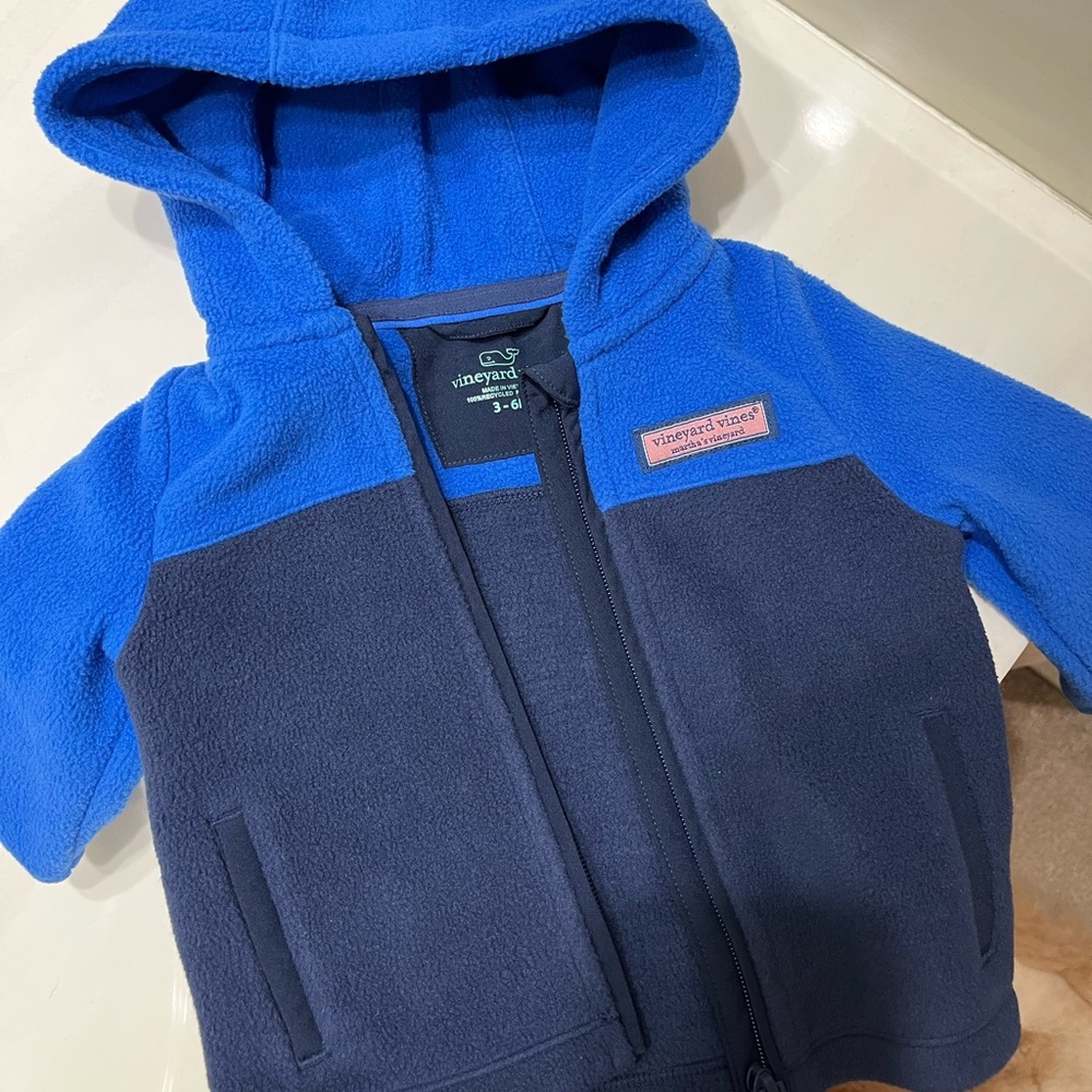 NWOT Vineyard Vines Blue and Navy Fleece Jacket Sz 3-6 months
